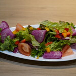 Cafe & Brasserie Abeille - 野菜の盛り合わせサラダ 1200円