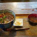 べべんこ - 大分和牛焼肉丼 1730円
