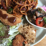 カメイノ食堂 - 中華風のビーフンがお気に入り♪