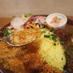 ハジカミ - バターチキンカレー