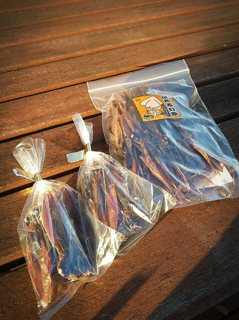 魚々楽（トトラク）- 八食センター内の海鮮丼専門店