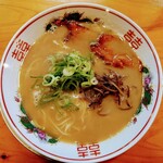 九州雄 豚骨屋 - 令和4年11月
久留米系濃豚骨ラーメン 690円