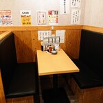 元気酒場 - テーブル席