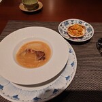 私房菜 きた川 - フカヒレ姿煮と上海蟹