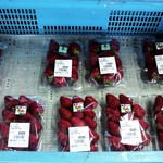 農産物直売所さくら市場 - 地物のイチゴです