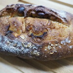手ごね自家製パン さくら蒸餅堂 - カシューナッツのパン
