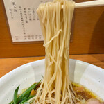 中華そば うえまち - 麺・個性豊かなツルツル食感！