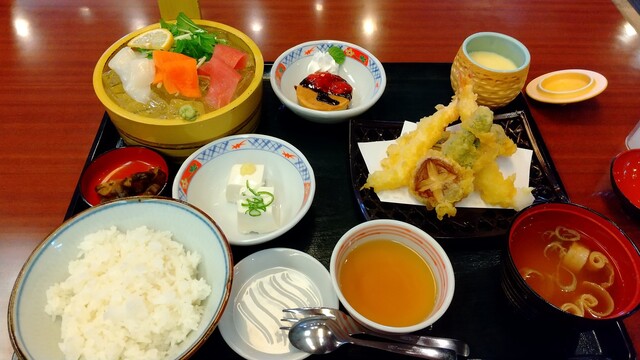 和風レストラン　まるまつ 柳生店 - 南仙台（ファミレス）の写真