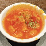 Bistro Oriental - ベーコンと大豆のトマト煮