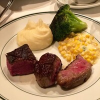 ウルフギャング・ステーキハウス 丸の内店 - 