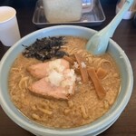 ラーメン弐豚 - 