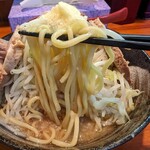 Ramen Ume - ツルムチな太麺