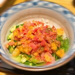 Ωm - トロたく海鮮丼