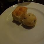 アランジャルシ - フォカッチャ取り分け