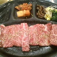 川崎名物 炭火焼肉 食道園 - 