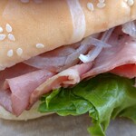 Suzuka Sandwich Cafe - 로스트 비프 샌드위치