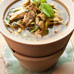 Chiang Mai style chicken soup★★☆