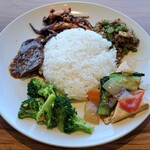 Warung Buddha - 日替わりプレート(Mサイズ)