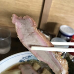 とらや分店 村田や - 食べ応えのある希少カブリ
      スモーキーで味が染みてる