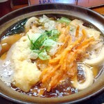 Yoshihiro - 鍋焼うどん750円（小盛りは600円）
