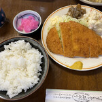 みのり食堂 - 本日のサービス品　ジャンボチキンカツ定食　650円