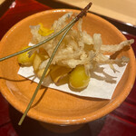 銀座 しのはら - 白魚　銀杏　クワイ　松葉に見立てた茶蕎麦　さつま芋