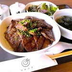 Wagyu beef Yakiniku (Grilled meat) bowl