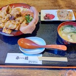 Ko bana - 【2022.11.21(月)】全国丼グランプリ金賞 肉彩り丼1,210円