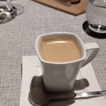 ヒカリヤ ニシ - エスプレッソ