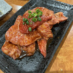 炭火焼肉 牛和鹿 本店 - 