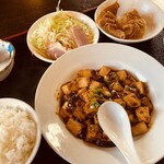 明苑 - 麻婆豆腐ランチ