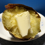 MEGAドン・キホーテ - 3時のおやつにレンチン！して、バターをたっぷりと…