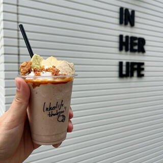 イン ハー ライフ_0