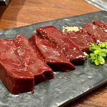 焼肉 ONAKANOMIKATA - ぷりっぷりの上レバー。
