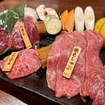 焼肉 ONAKANOMIKATA - 極上肉盛りはお野菜がのっているのも嬉しい！