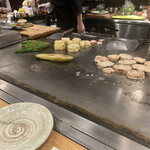 鉄板焼き どんとこ - 