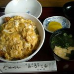 Yorotsupaken - 玉子かけカツ丼 \900