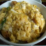 ヨーロッパ軒 - 玉子かけカツ丼のアップ