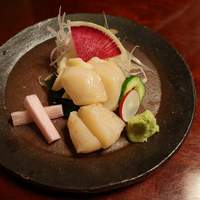 伊勢鮨 - ホタテの刺身とあぶり