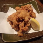 美食処　作治 - 鶏唐揚げ