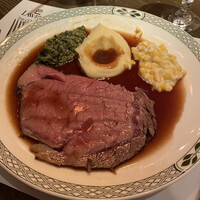 ロウリーズ・ザ・プライムリブ 恵比寿ガーデンプレイス店 - 