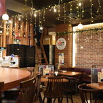 PIZZA & GRILL FRIENDLY DINING BAR - 