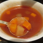 190005282 - ベーコン、野菜のトマトスープ