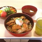 フォレストガーデン - 新発売のえこぴょんランチ400円＋サラダ100円〜
            安い（≧∇≦）