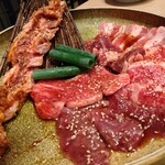 Honkaku Yakiniku Kankoku Kateiryouri Kui Shimbou - 