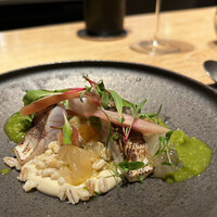 マンサルヴァ - 都内でも最高ランクという、旨み充実のカマス！
                    最近、カマスという魚種自体、見直しております。美味しい魚だ。