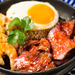 [C set] Homemade roast beef with garlic shrimp and loco moco