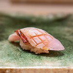 鮨 四心 - 勝山の金目鯛の炙り