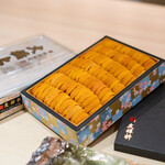 鮨 四心 - 蝦夷バフン雲丹