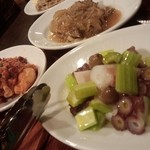 アンフォラ - 2013/5 ヤリイカトマト煮　仔羊レバー　たこのぶつ切り